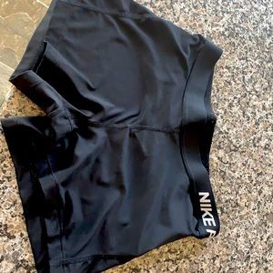 Women’s Nike Spandex shorts size: L